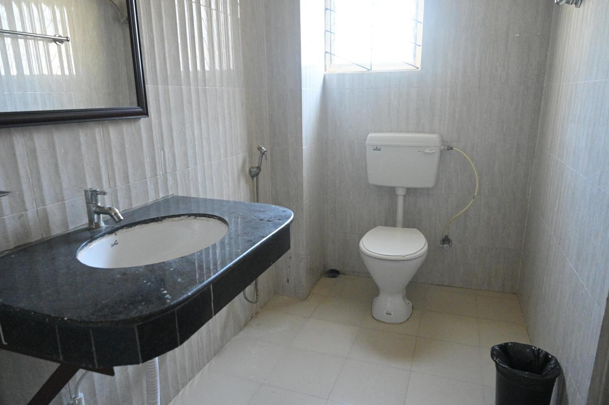 Sunflower Guest House 구와하티 외부 사진