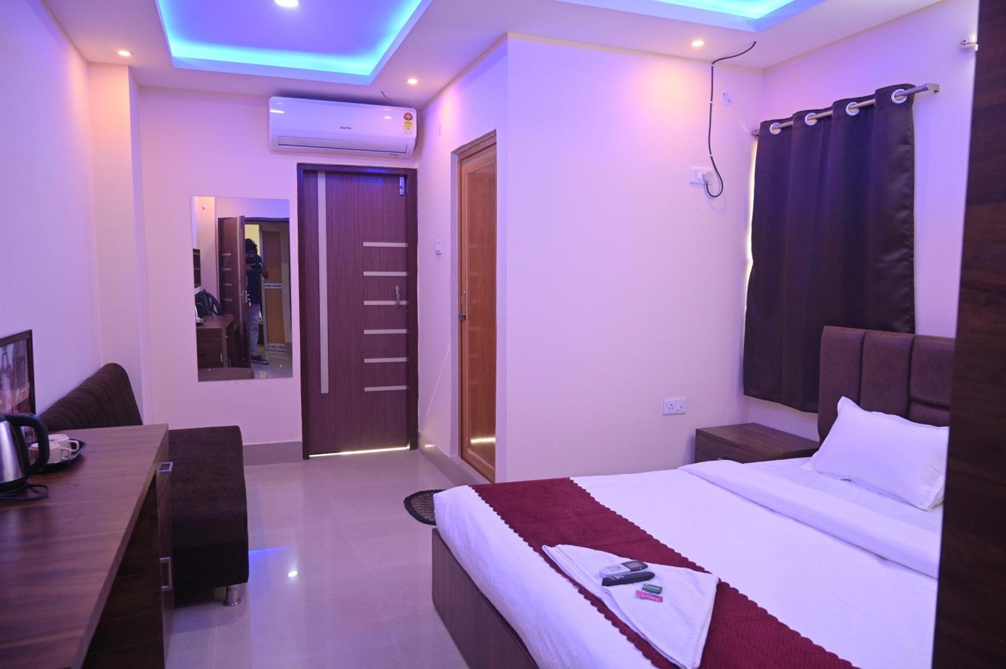 Sunflower Guest House 구와하티 외부 사진