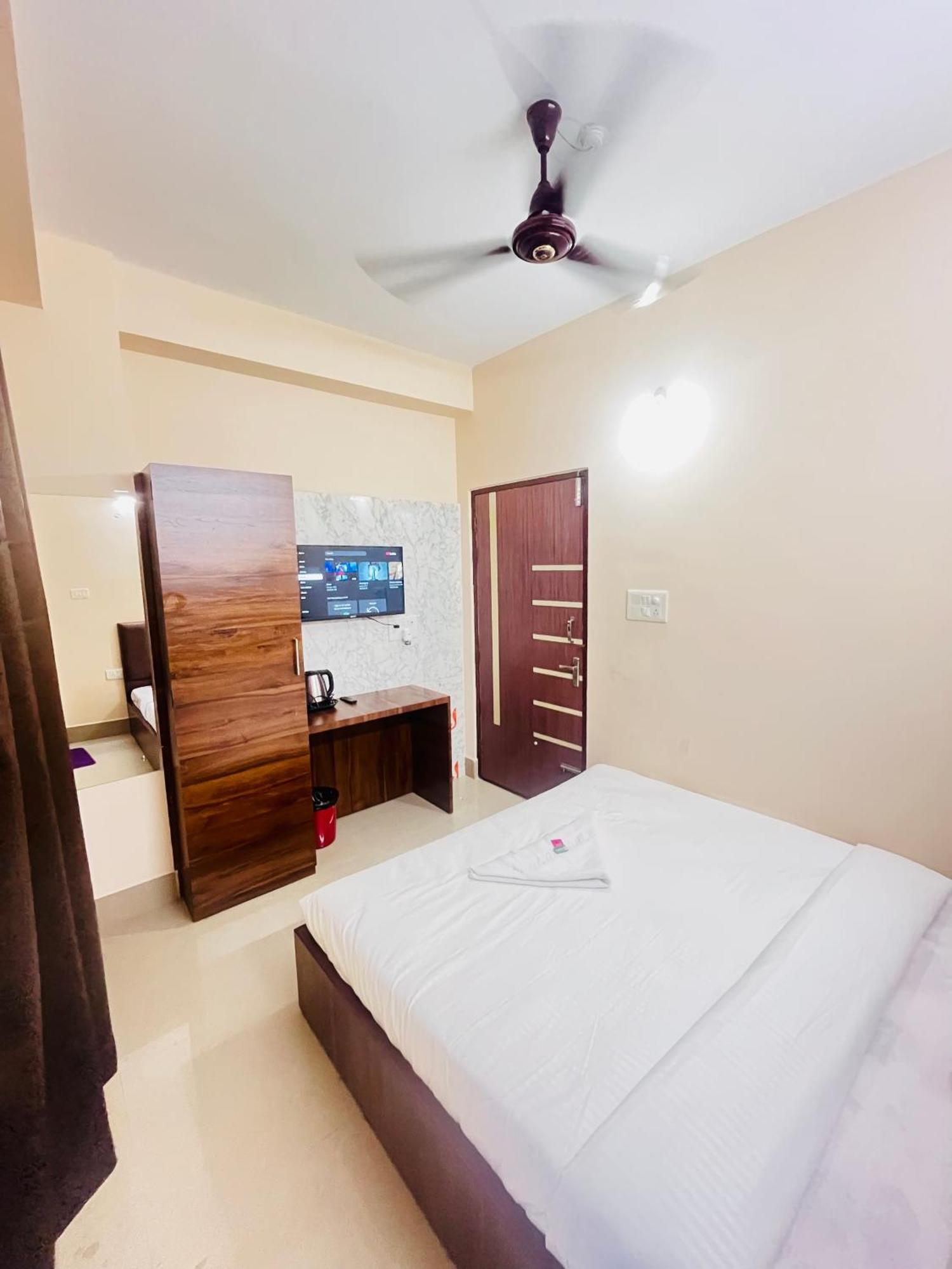 Sunflower Guest House 구와하티 외부 사진